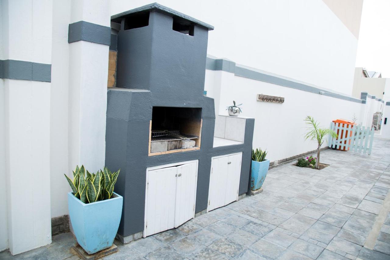 סווקופמונד Mylas Cottage מראה חיצוני תמונה